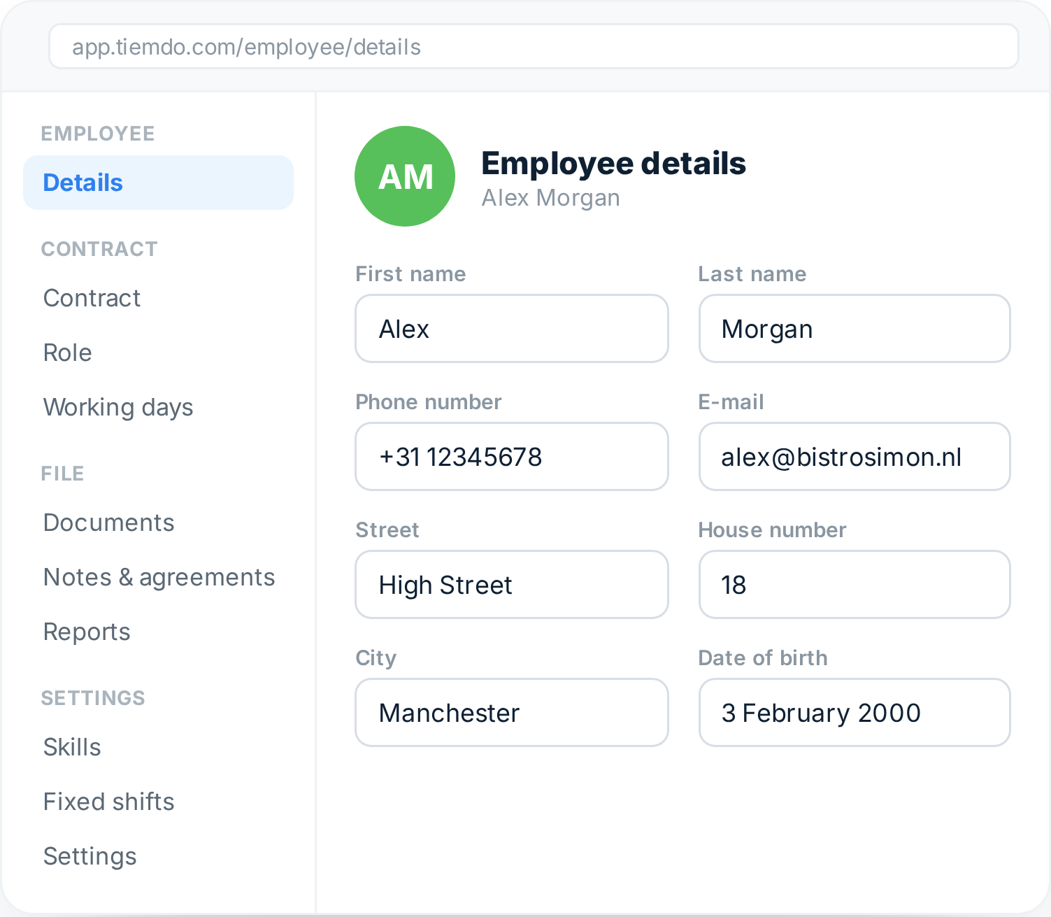 Employee details in Tiemdo: contract, leave and hours together